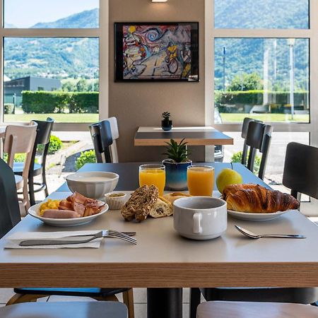 B&B Hotel Saint Jean De Maurienne Sainte-Marie-de-Cuines Eksteriør billede
