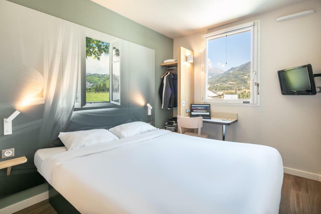 B&B Hotel Saint Jean De Maurienne Sainte-Marie-de-Cuines Eksteriør billede