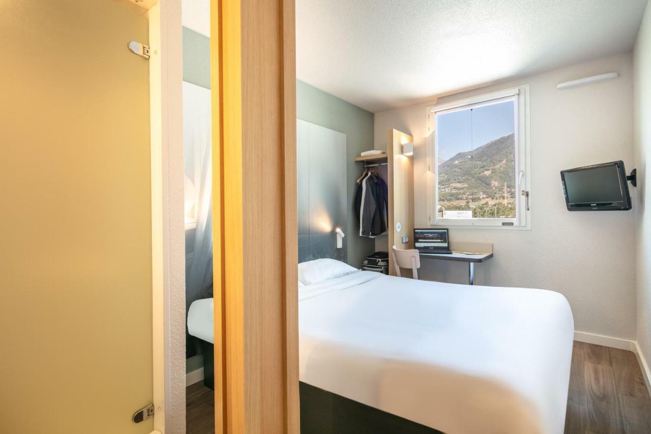 B&B Hotel Saint Jean De Maurienne Sainte-Marie-de-Cuines Eksteriør billede